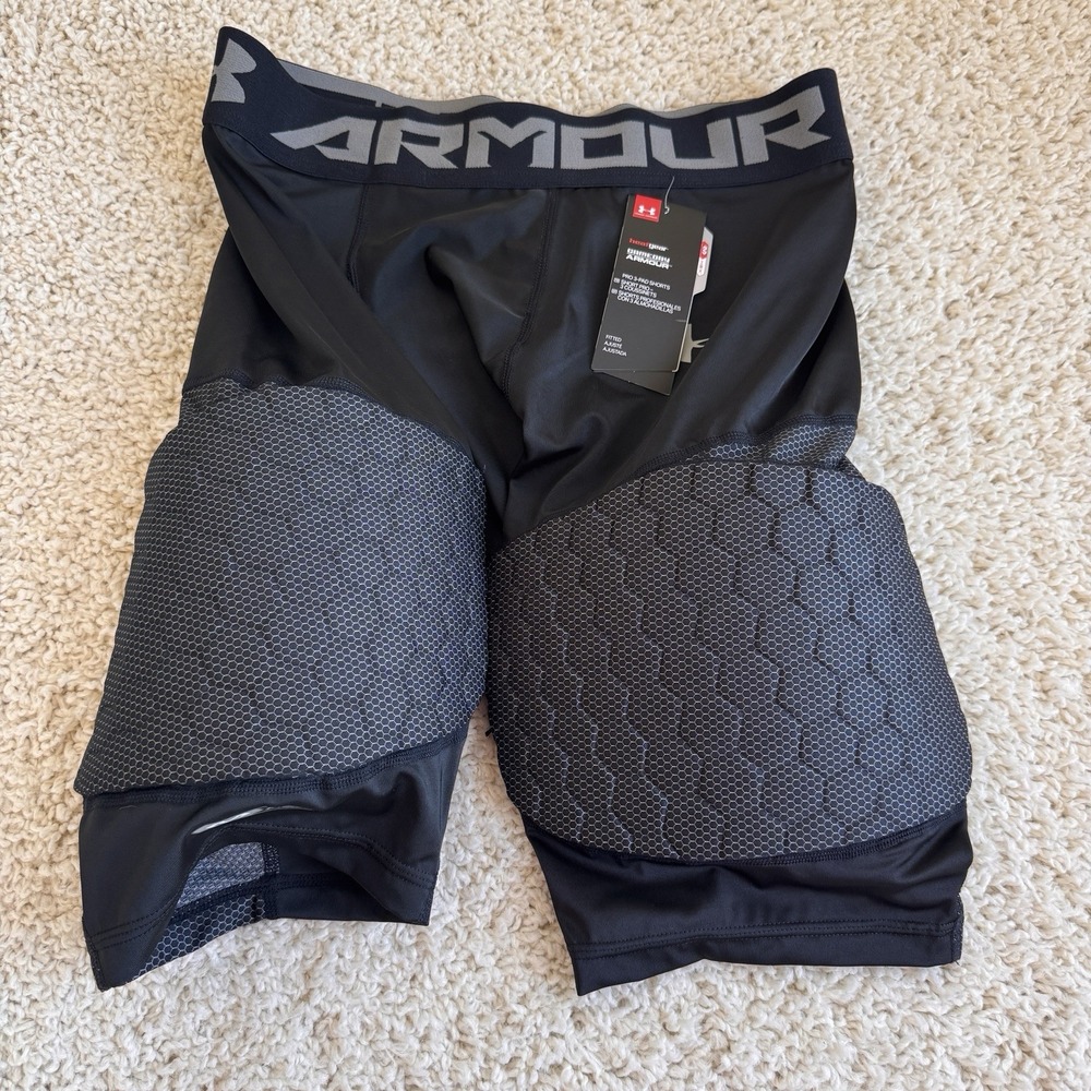 Under Armour Gameday Armour 3-Pad Short Mens Large Black NEW Padded Compression